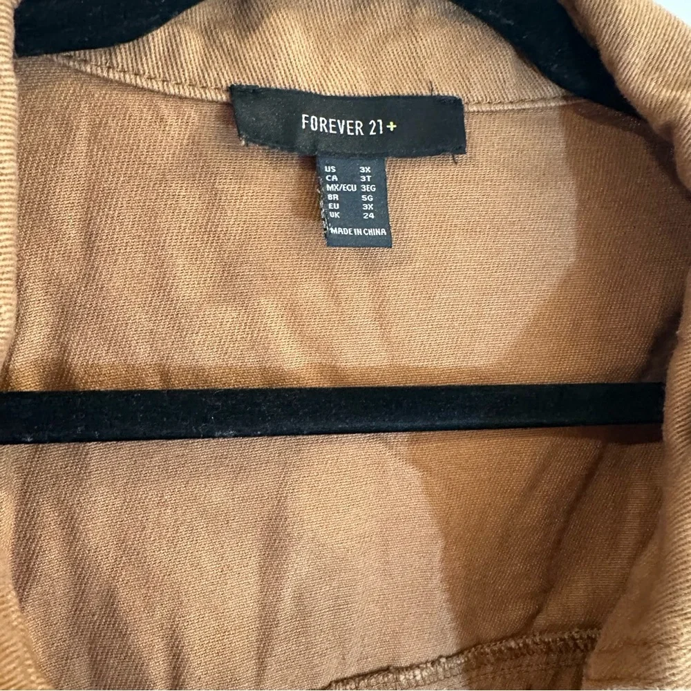 Forever 21 Plus Cropped Jacket in Tan Canvas - Picture 10 of 12